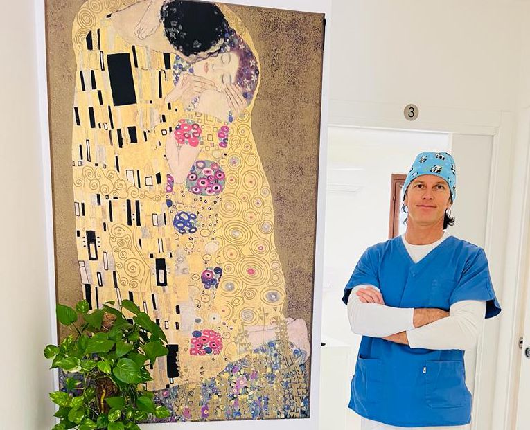 https://www.mauriziopaiardi.com/wp-content/uploads/2023/02/dentista-maurizio-paiardi-1-1.jpeg